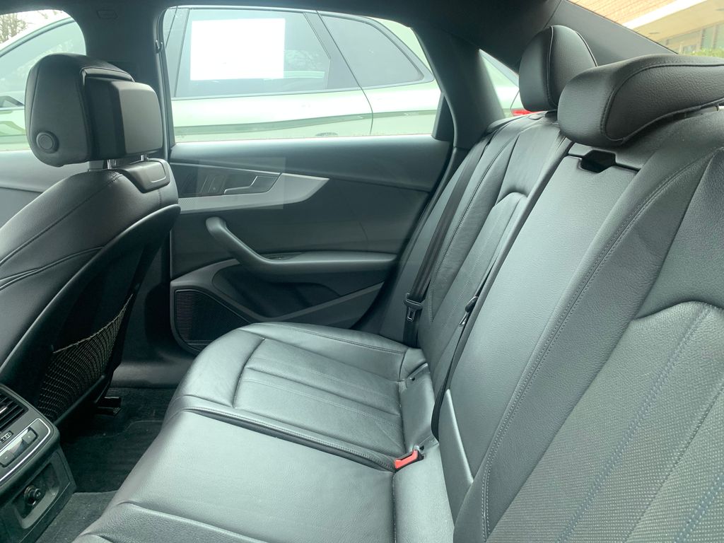 Thumbnail: 2017 Audi A4 - 6