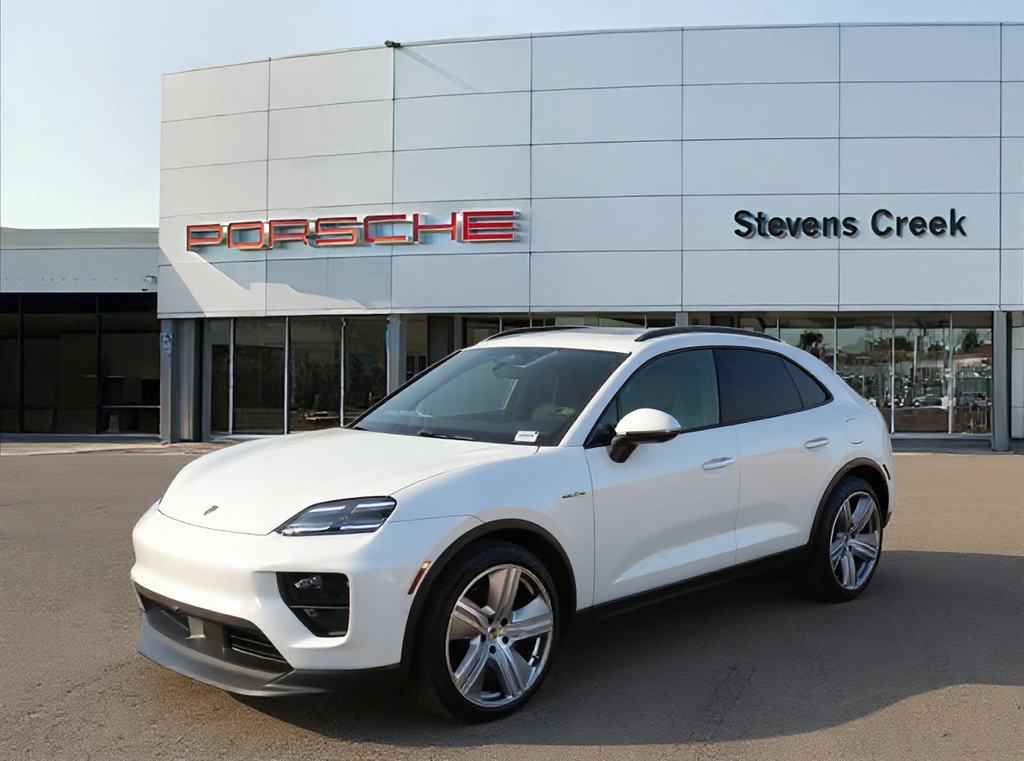 Thumbnail: 2026 Porsche Macan - 1