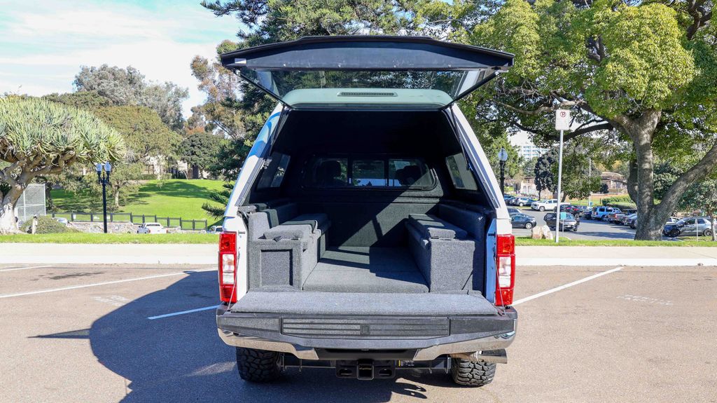 Used 2022 Ford Super Duty F-350 XLT 4D Crew Cab