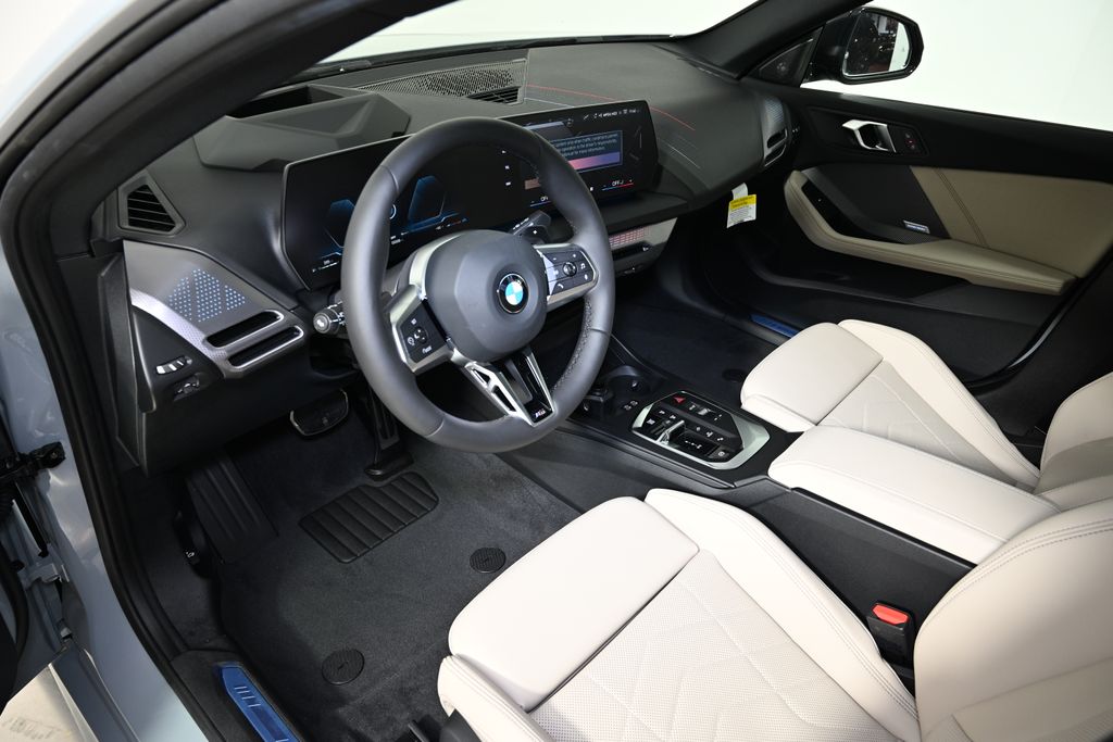 Thumbnail: 2026 BMW 2 Series - 15