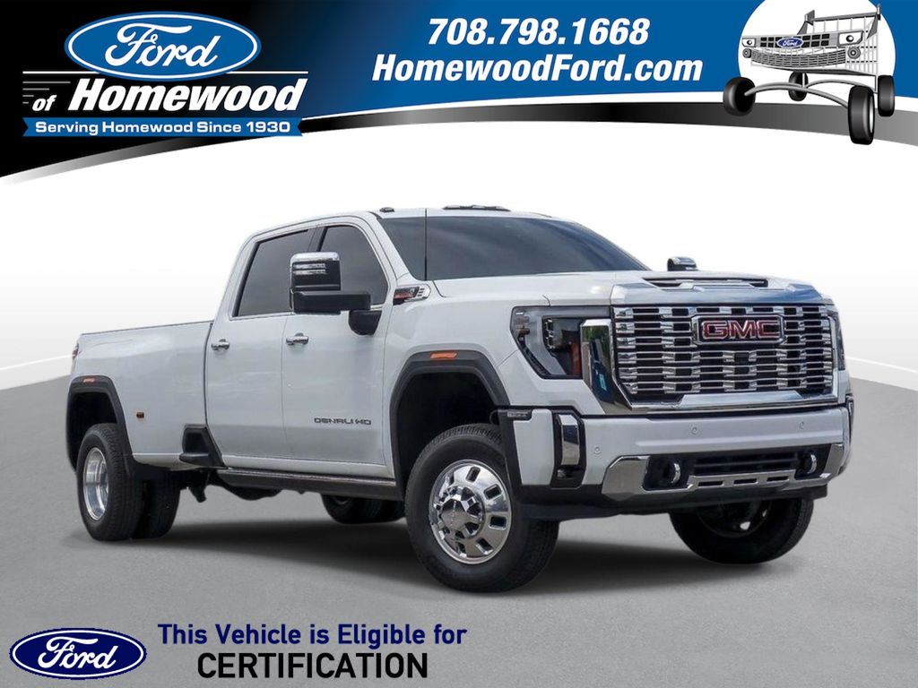 Summit White 2025 GMC Sierra 3500HD Denali Crew Cab 4WD Pickup Truck Four-Wheel Drive Automatic