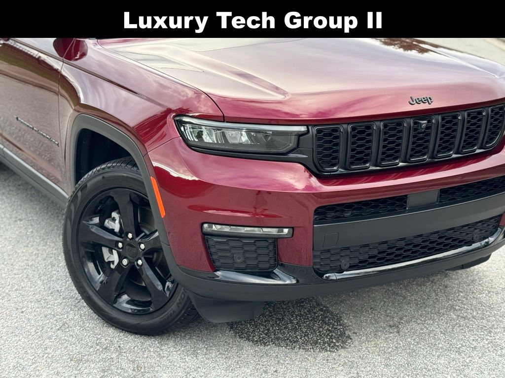 2024 Jeep Grand Cherokee Limited photo 3