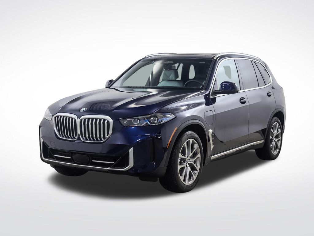 Thumbnail: 2026 BMW X5 - 1