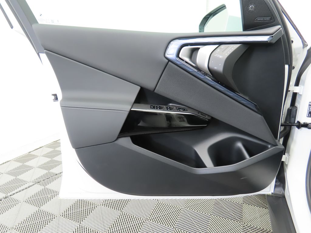 Thumbnail: 2026 BMW X3 - 25