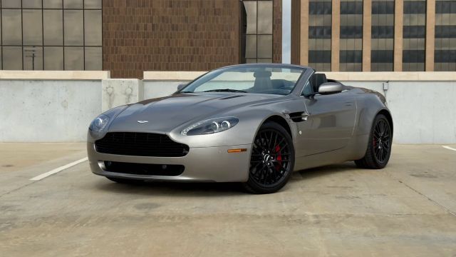 2009 Aston Martin V8 Vantage Roadster RWD
