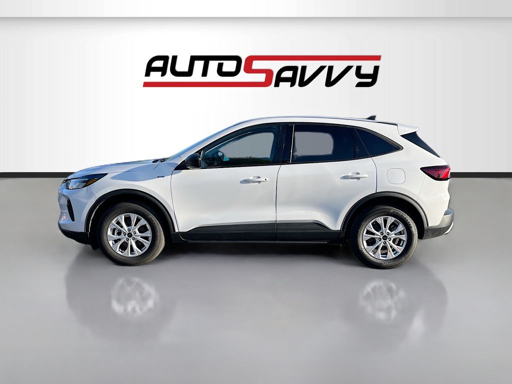 Used 2025 White Ford Active image 4