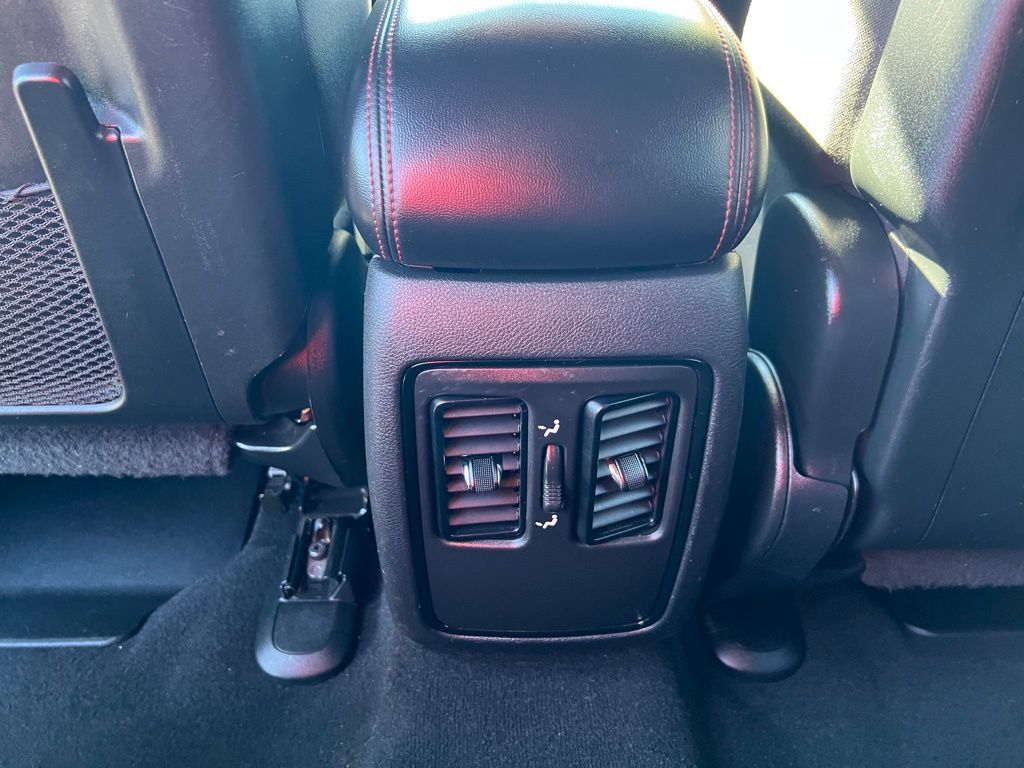 Thumbnail: 2023 Dodge Durango - 31