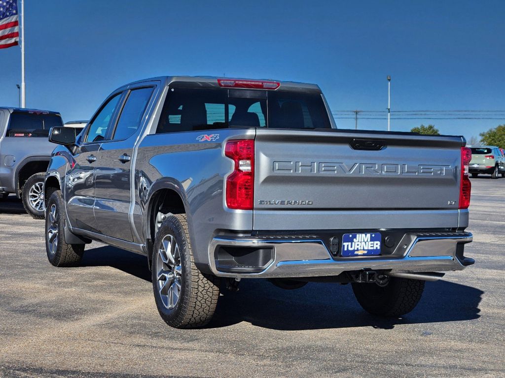 2025 Chevrolet Silverado 1500 LT 4