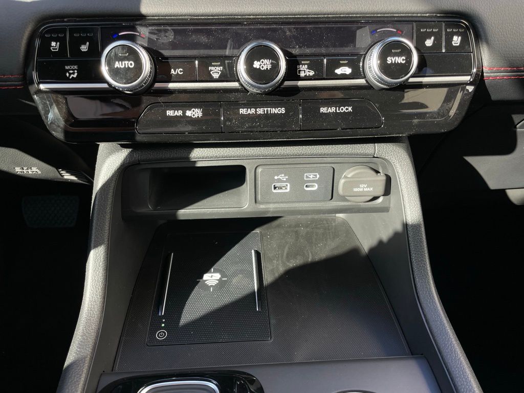 2025 Honda Pilot Black Edition 19