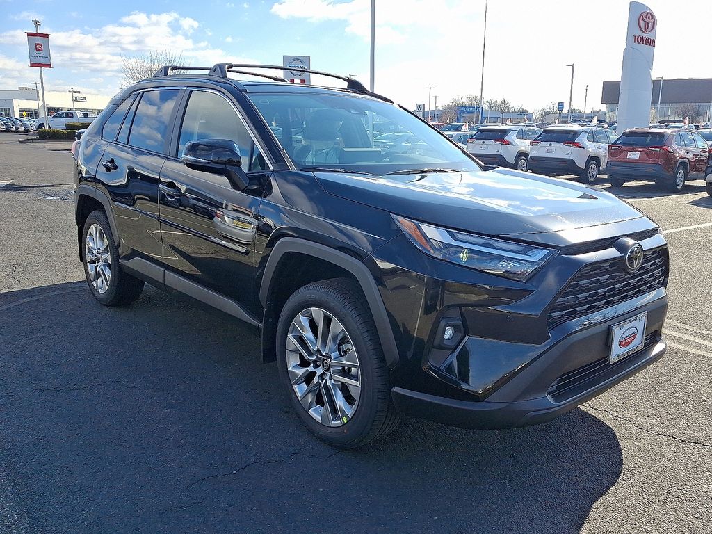 2025 Toyota RAV4 XLE Premium 2