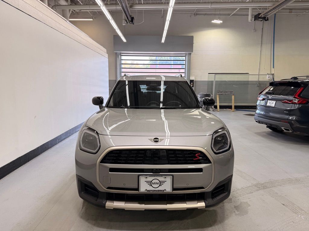 Thumbnail: 2027 MINI Cooper Countryman - 8