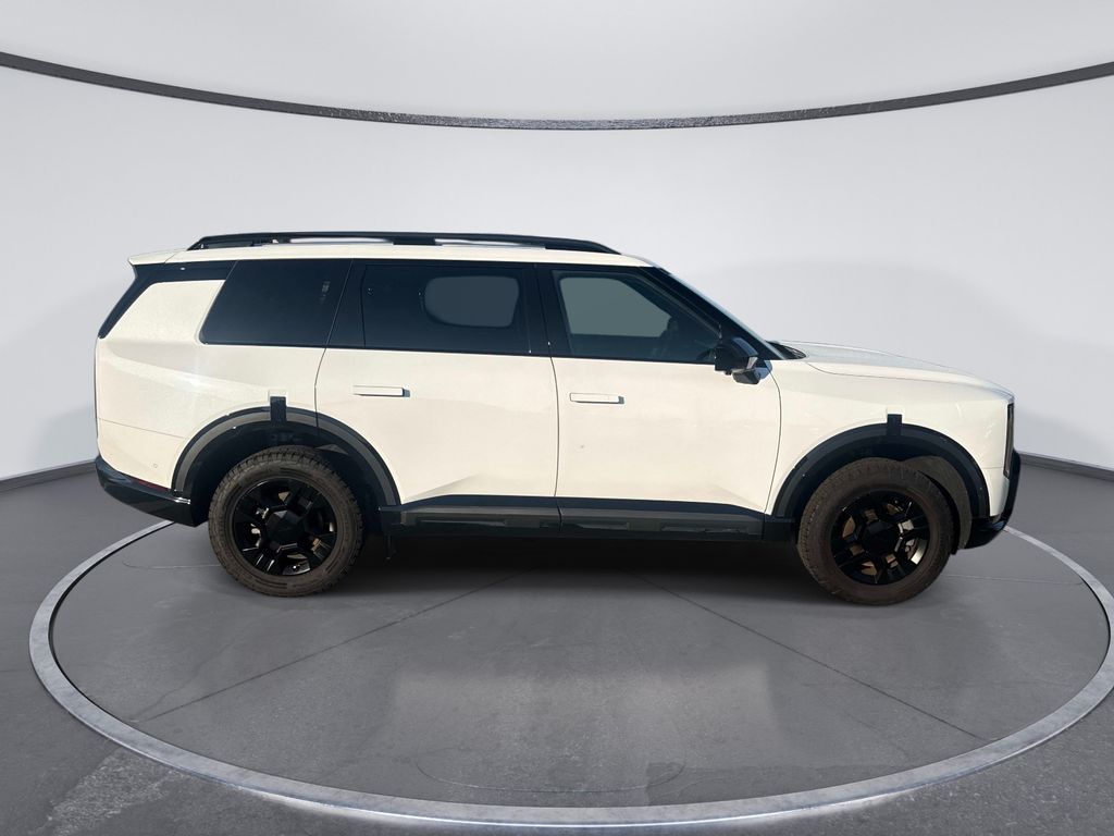 Used 2027 White Kia X-Pro SX-Prestige image 8