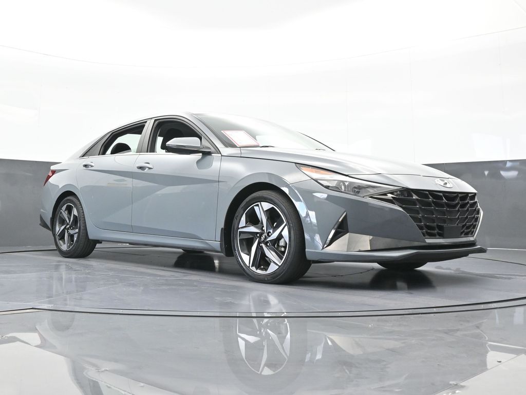 Used 2022 Electric Shadow Hyundai SEL image 57