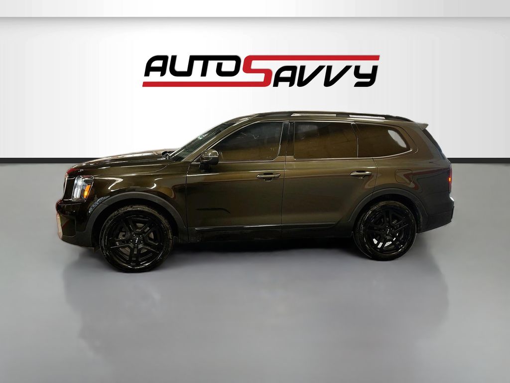 Used 2024 Green Kia EX X-Line image 4