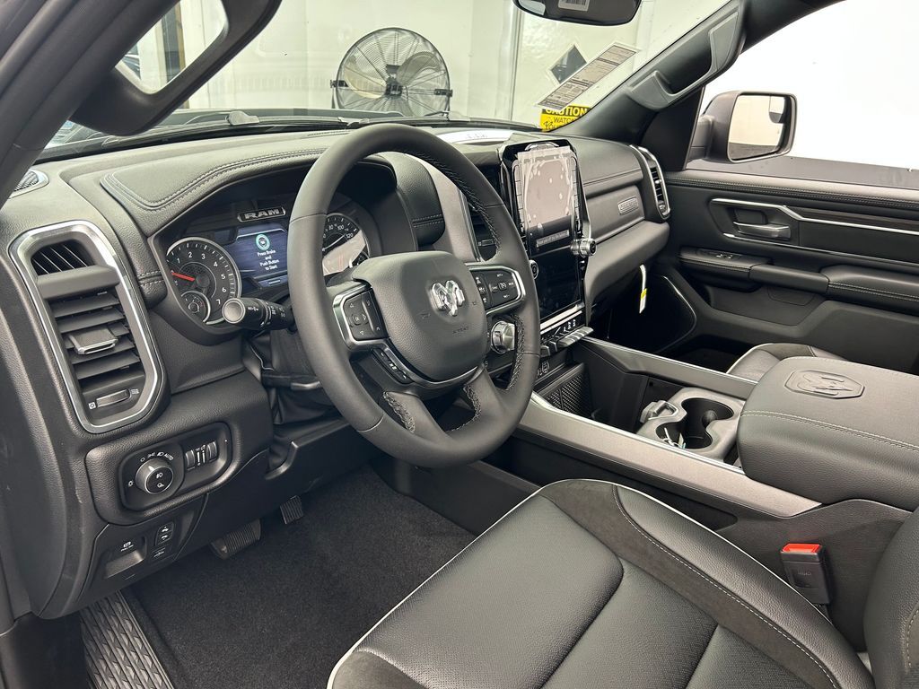 New 2026 Granite Crystal Metallic Clearcoat Ram Laramie image 10