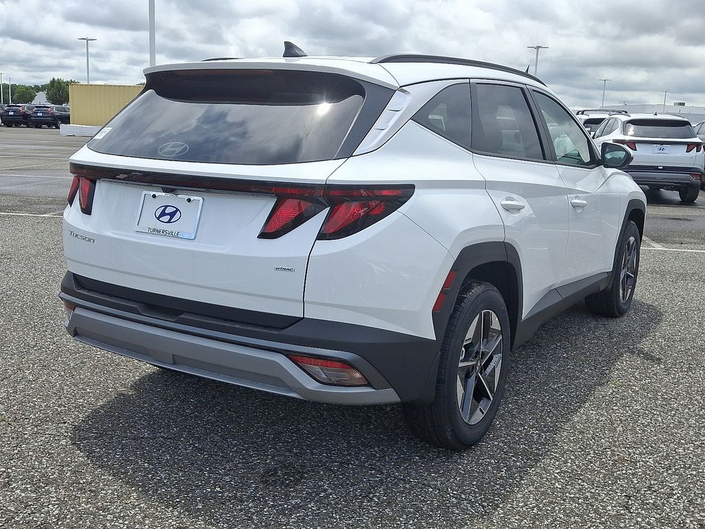 2025 Hyundai Tucson SEL 4