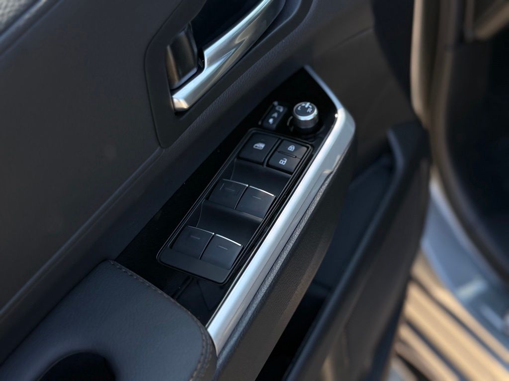 New 2026 Toyota Sienna Van