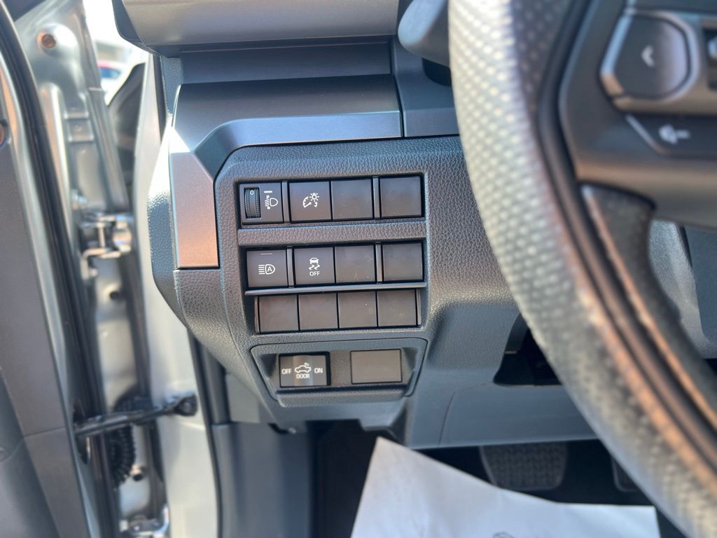 2025 Toyota Tacoma SR5 Double Cab photo 25