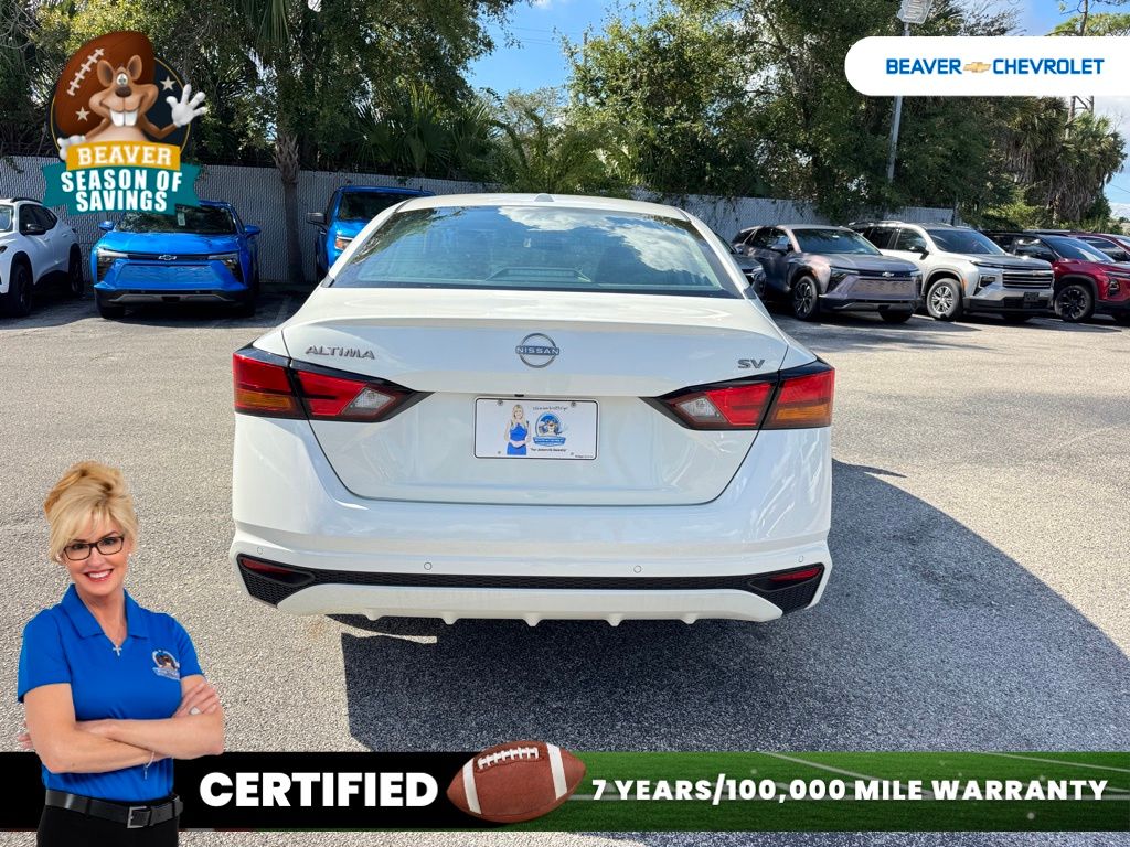 Used 2023 Nissan Altima Sedan