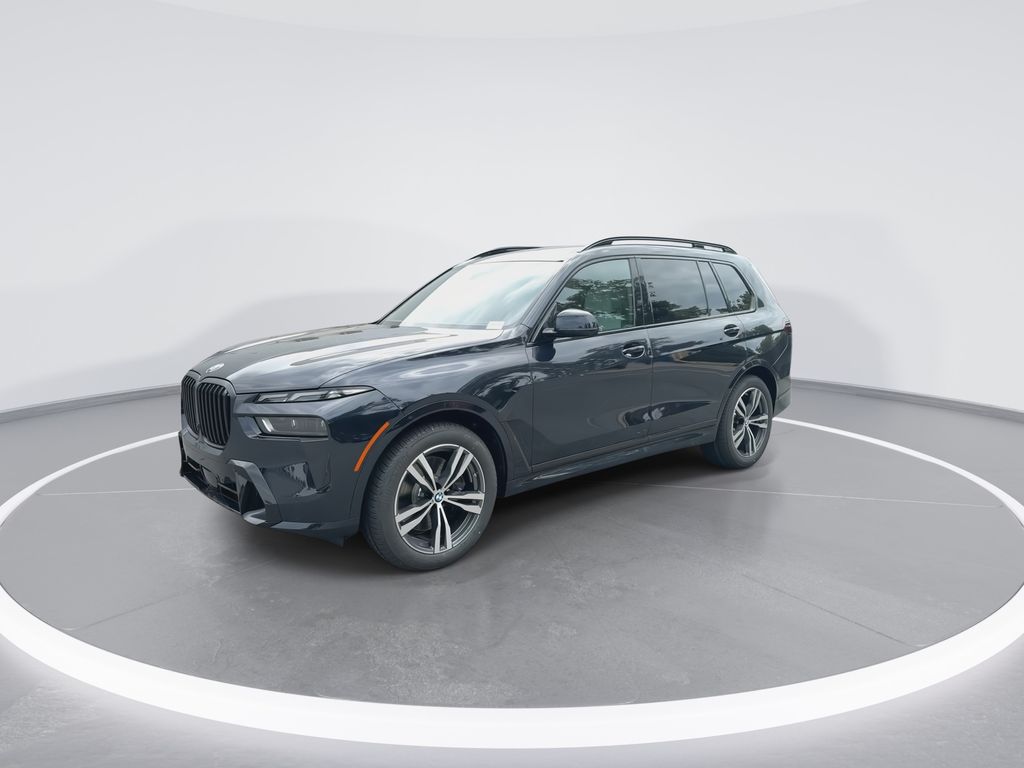 Thumbnail: 2027 BMW X7 - 4