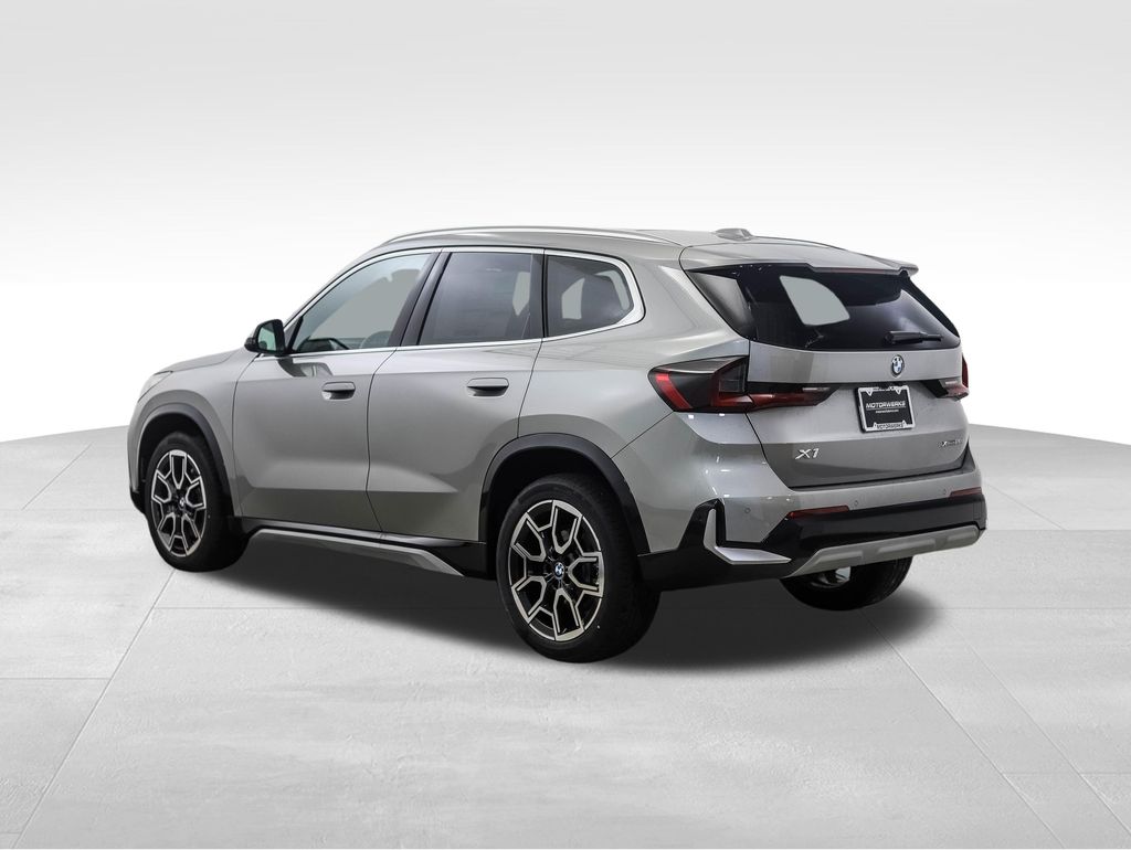 Thumbnail: 2026 BMW X1 - 3