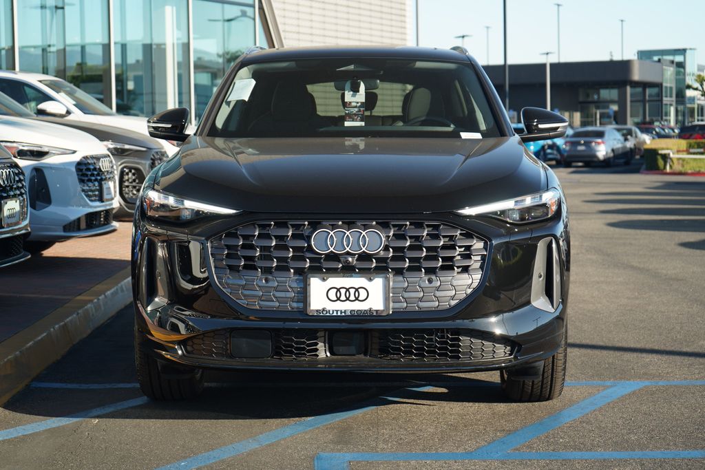 Thumbnail: 2025 Audi Q5 - 5