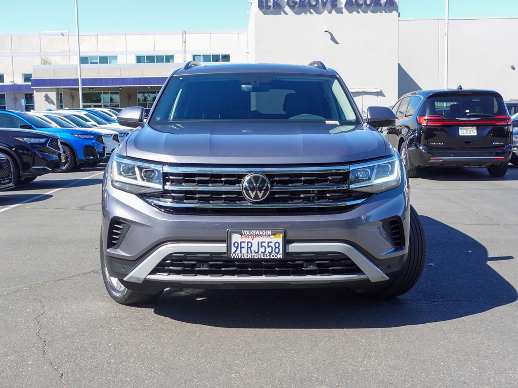 Used 2023 Gray Volkswagen 3.6L V6 SE w/Technology image 2