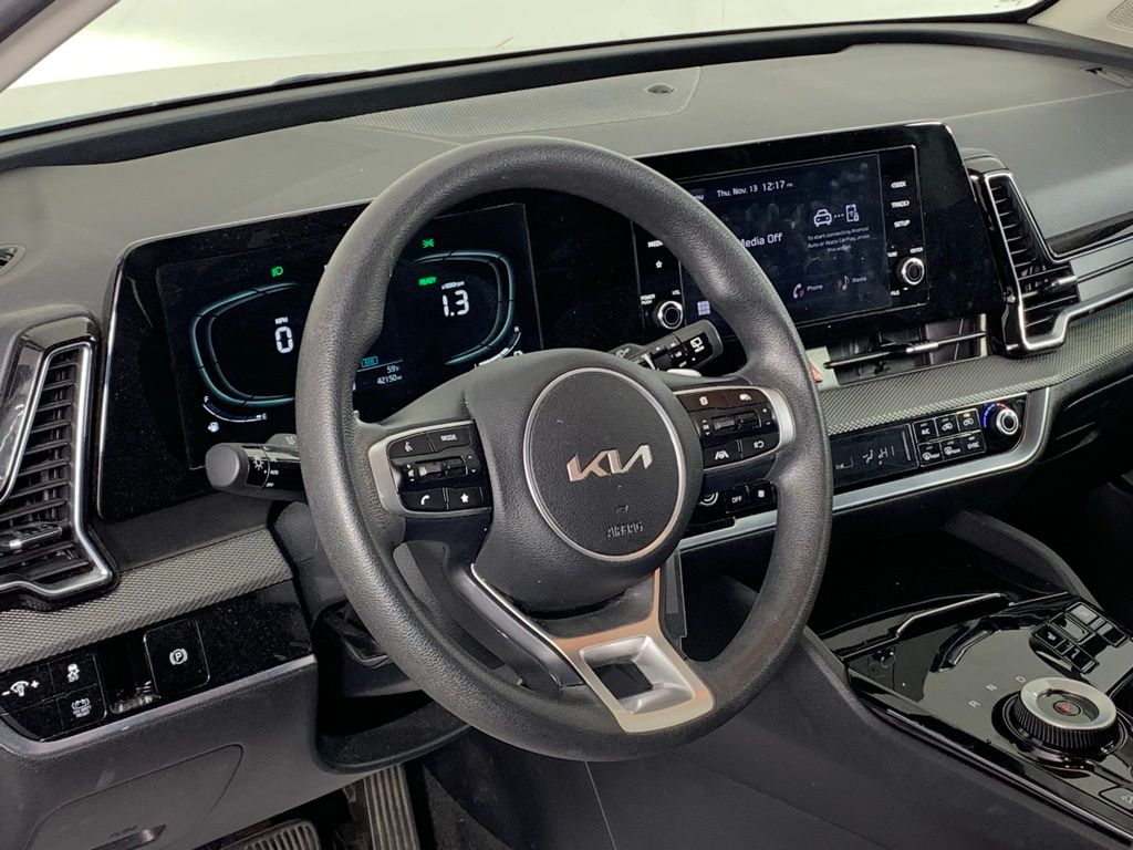 2023 Kia Sportage Hybrid LX photo 3