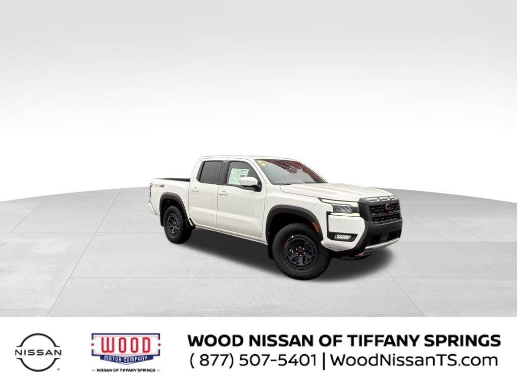 2025 Nissan Frontier PRO-4X Crew Cab 4WD