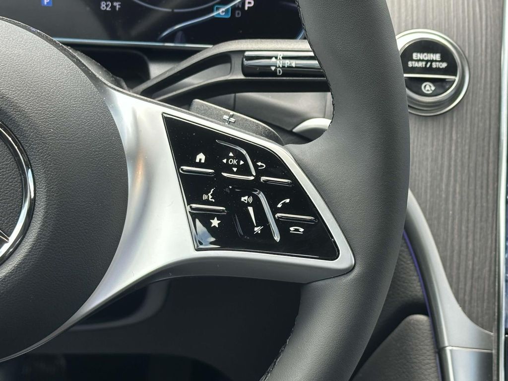 2025 Mercedes-Benz GLC 300 14