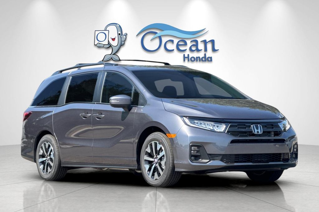 New 2026 Modern Steel Metallic Honda EX-L image 2