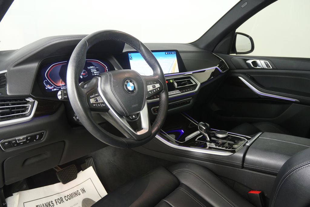 Thumbnail: 2021 BMW X5 - 11