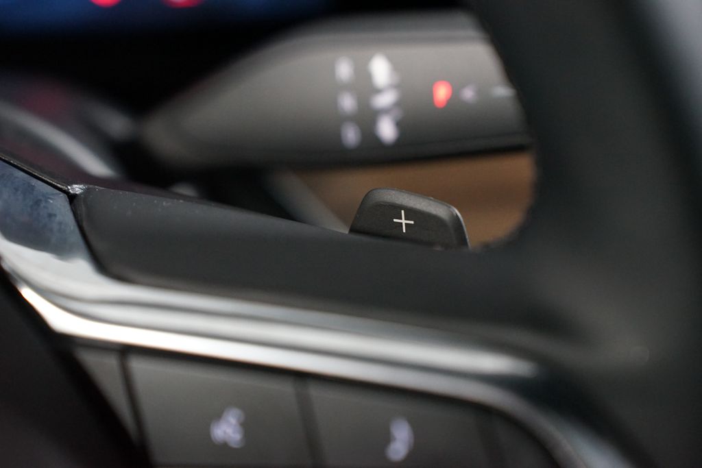 Thumbnail: 2025 Chevrolet Tahoe - 15