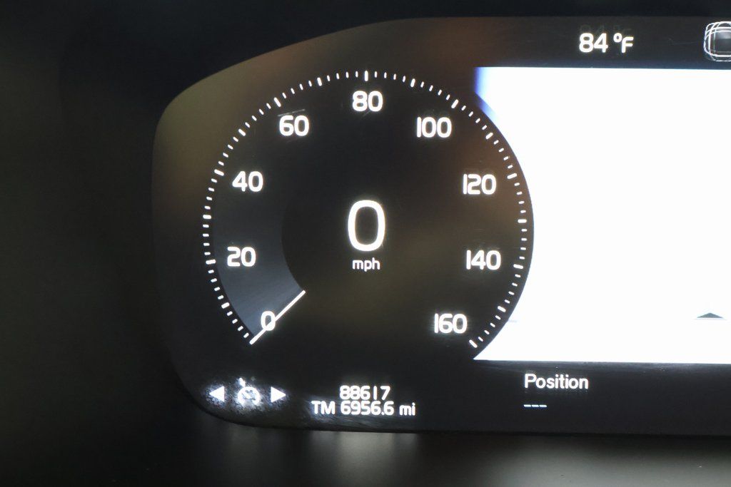 Thumbnail: 2020 Volvo S60 - 17