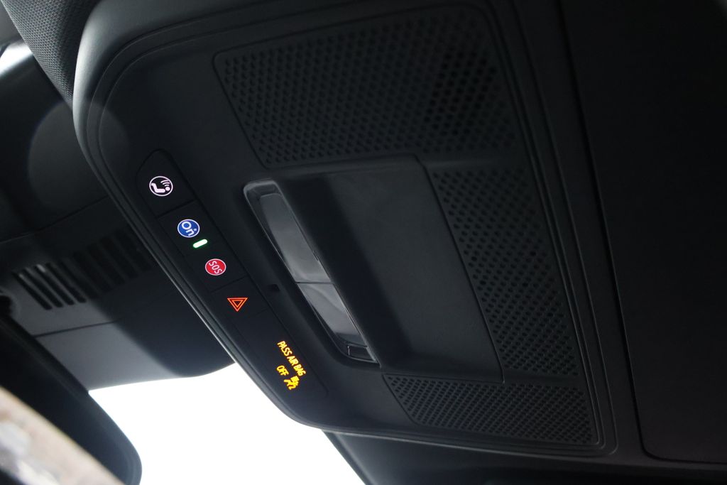 Thumbnail: 2025 GMC Acadia - 28