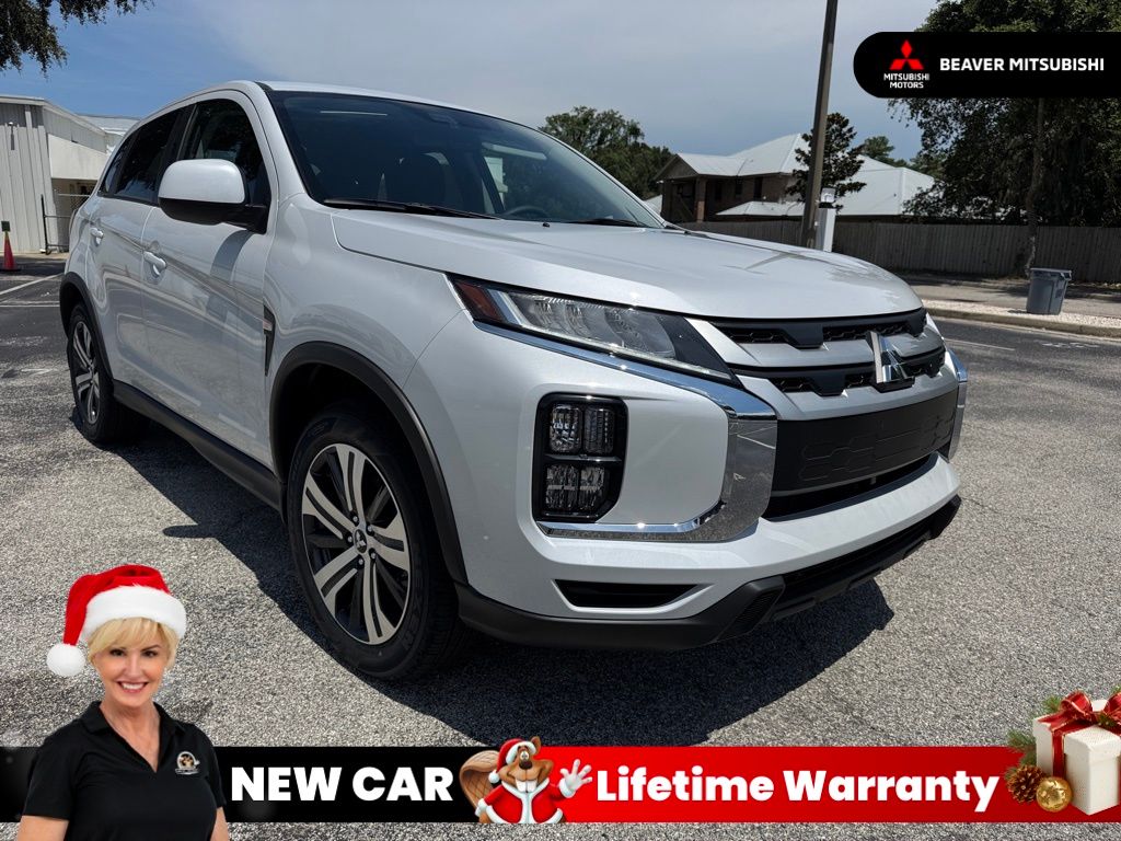 2025 Mitsubishi Outlander Sport ES's photo