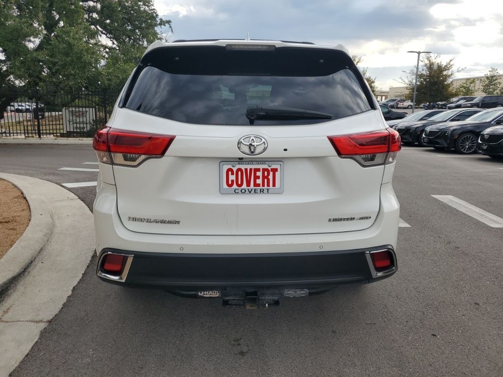Used Car 2017 Toyota Highlander  Limited For Sale Under $25,000 In Austin, Texas