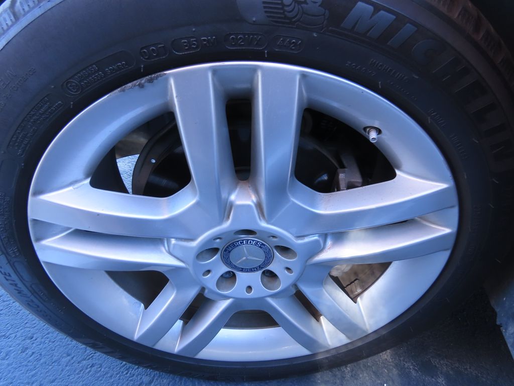 Thumbnail: 2013 Mercedes-Benz M-Class - 15