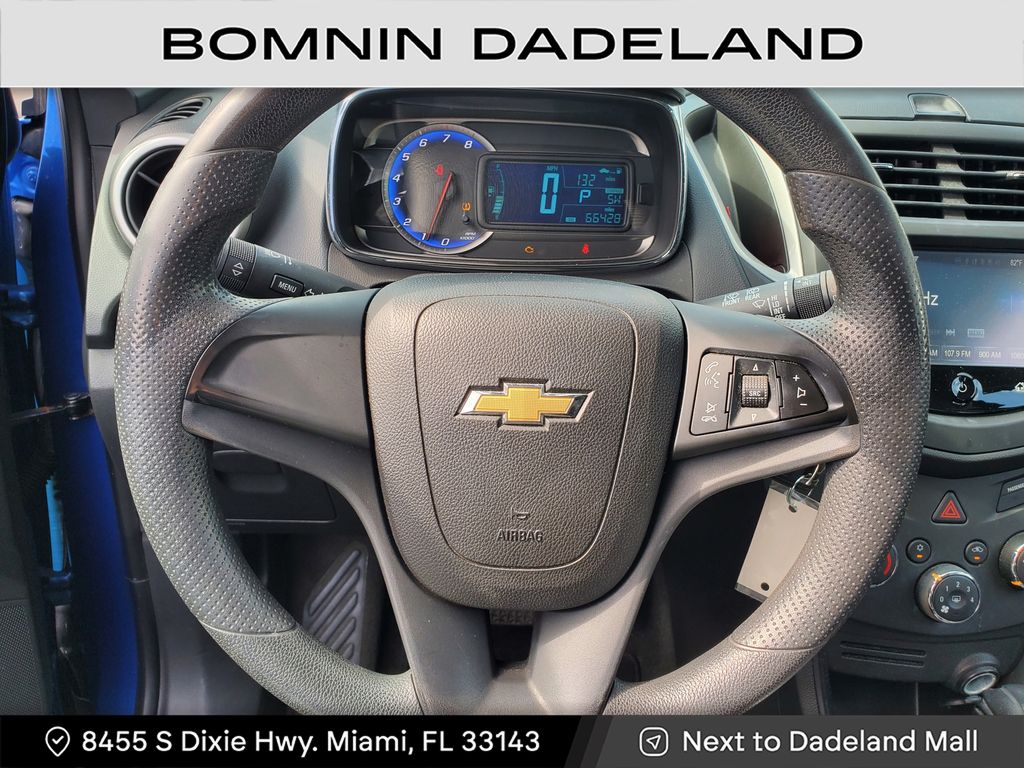 2016 Chevrolet Trax LS photo