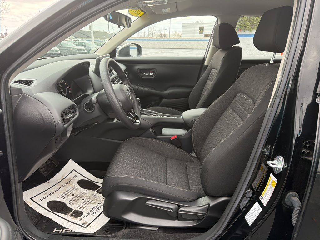 Thumbnail: 2024 Honda HR-V - 17