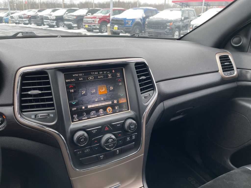 used 2015 Jeep Grand Cherokee car, priced at $13,000