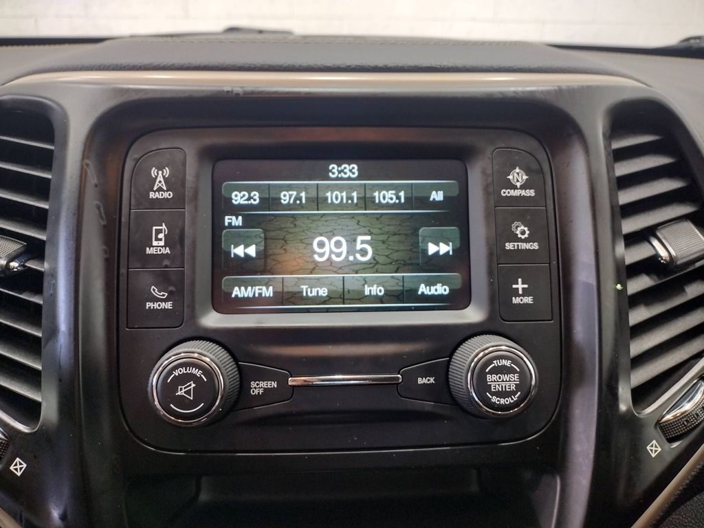 2017 Jeep Cherokee Sport