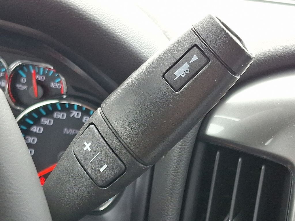 2024 Chevrolet Silverado 5500HD 1LT - 9