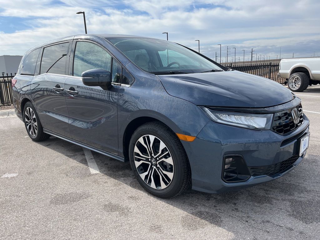 Thumbnail: 2026 Honda Odyssey - 3