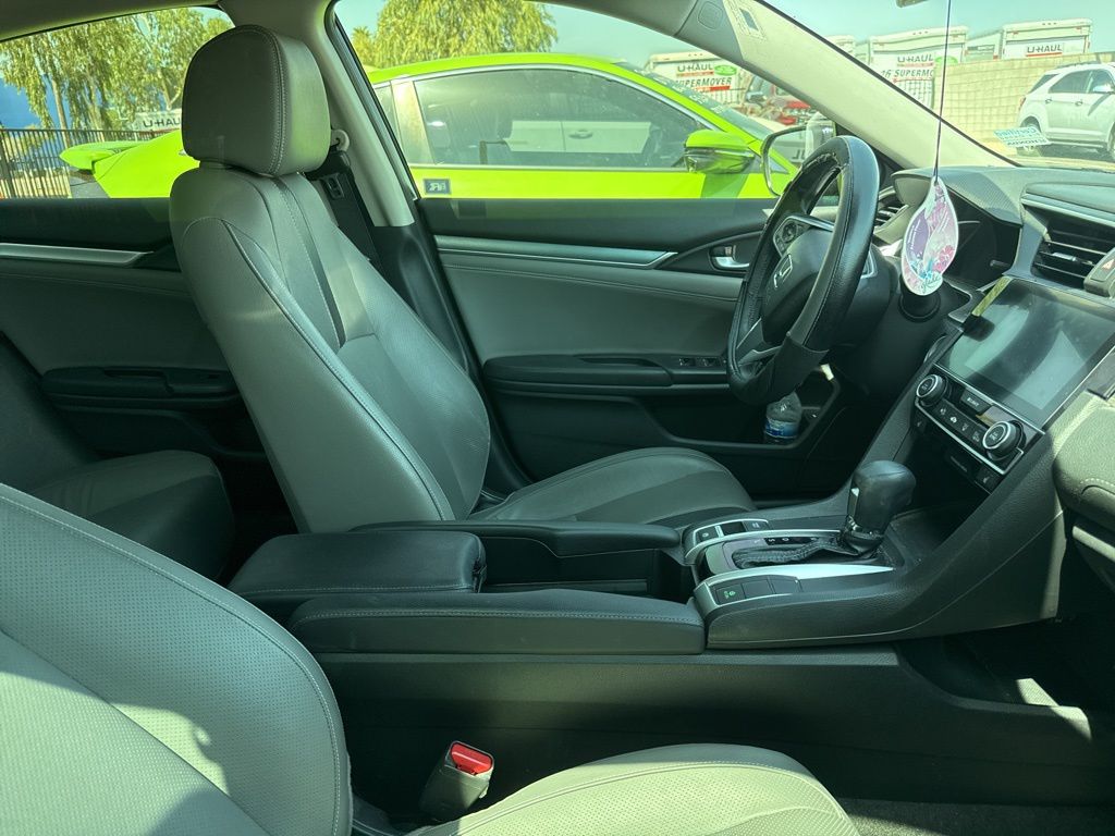 Thumbnail: 2018 Honda Civic - 6