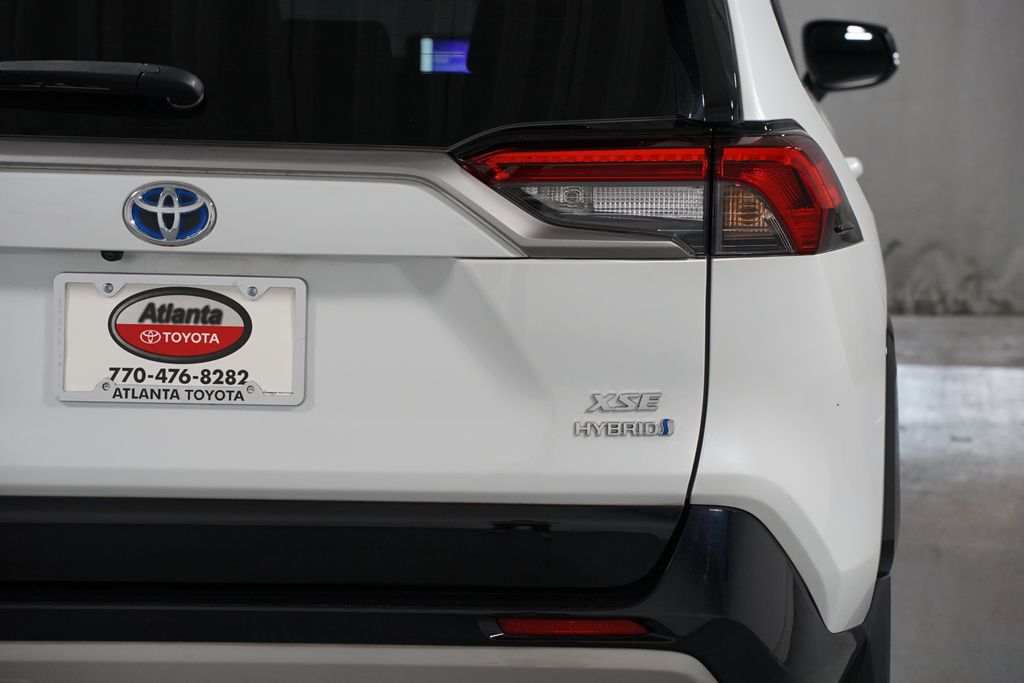 Thumbnail: 2024 Toyota RAV4 - 10