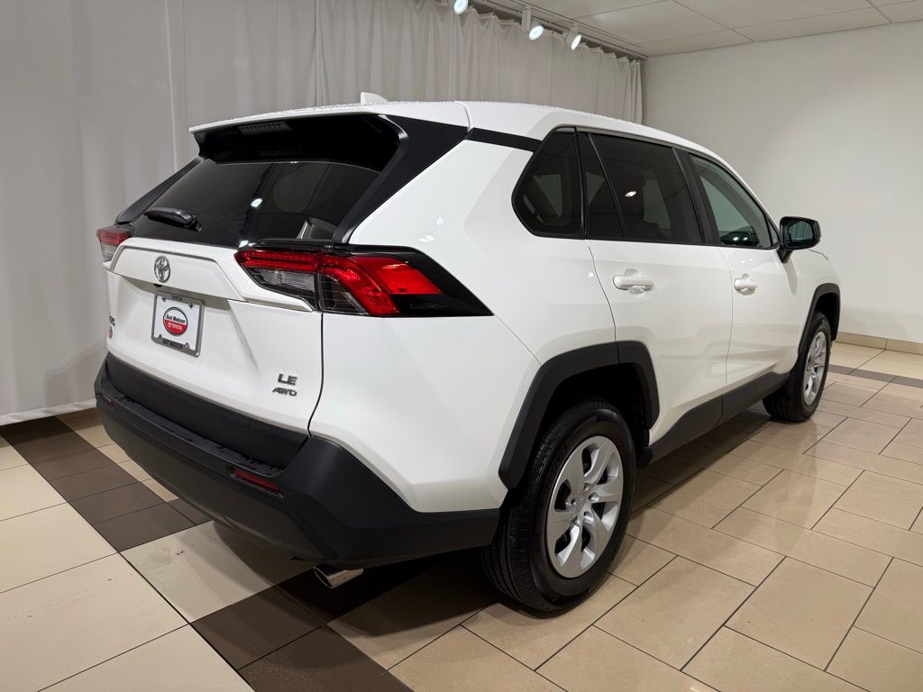 Thumbnail: 2025 Toyota RAV4 - 5