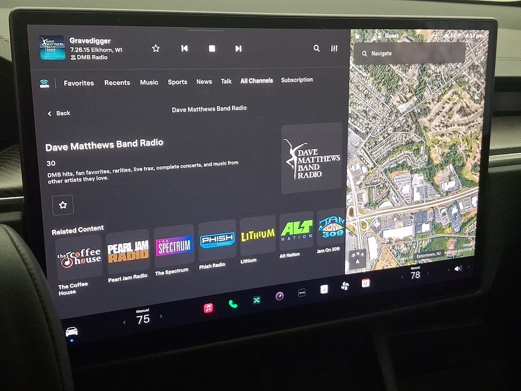 Thumbnail: 2022 Tesla Model X - 19