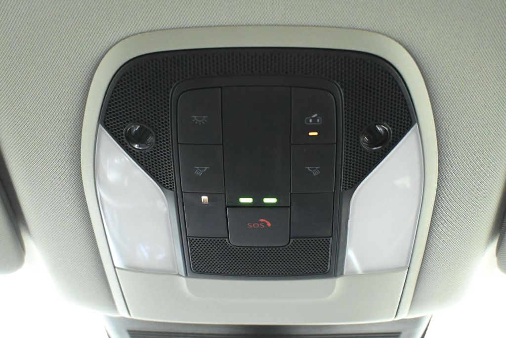 Thumbnail: 2025 INFINITI QX50 - 16