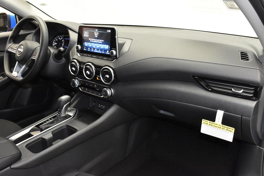 Thumbnail: 2025 Nissan Sentra - 25